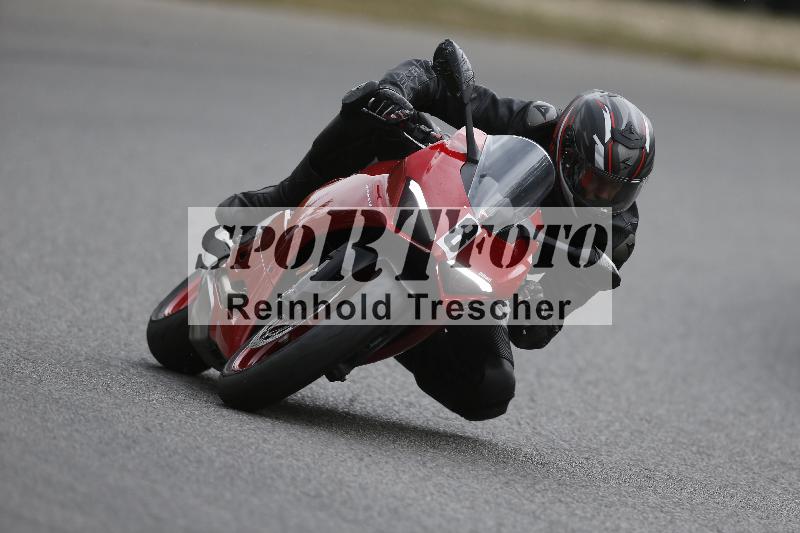 /37 09.08.2026  Pluess Motosport ADR/Einsteiger/8